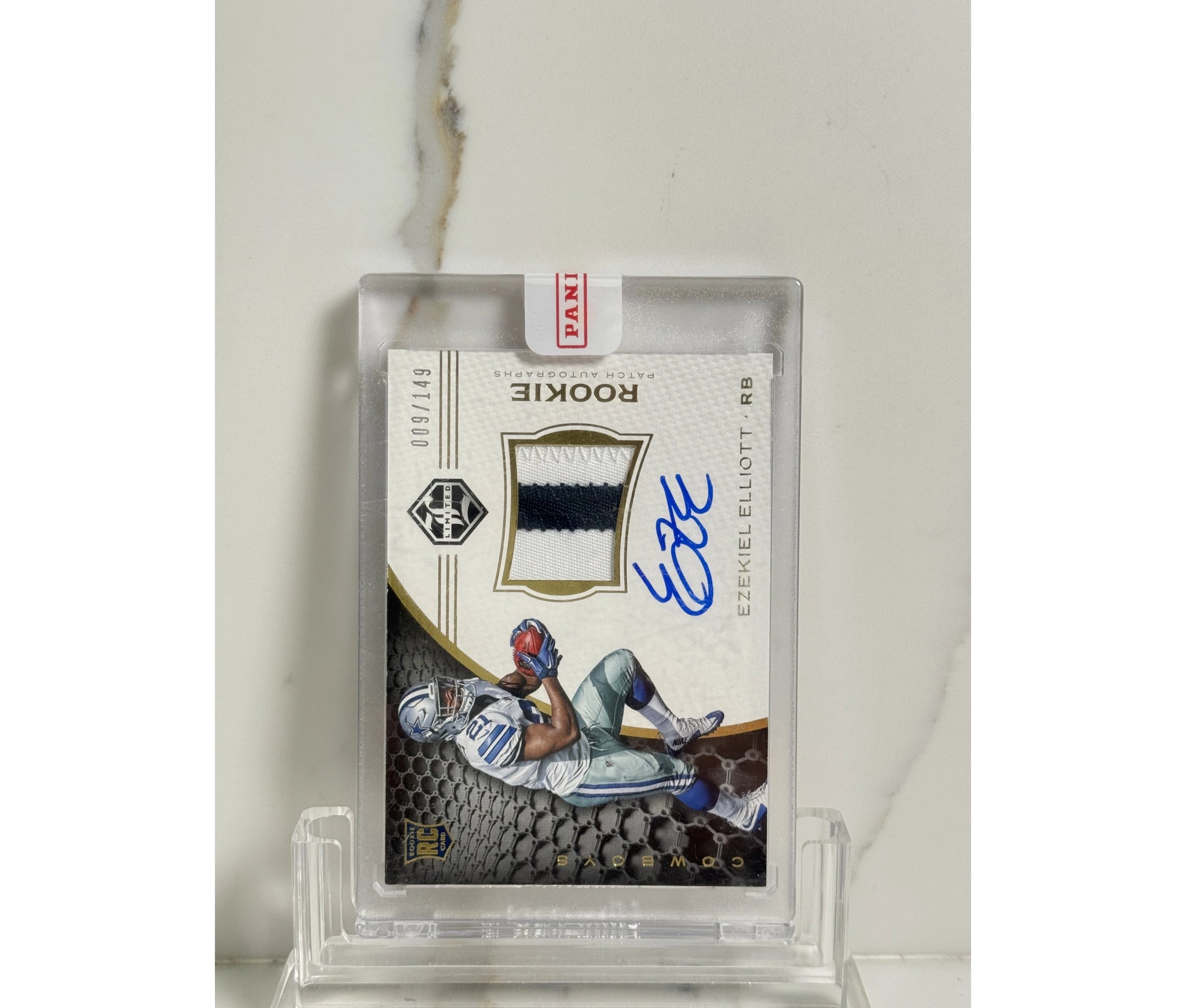 2016 Panini Limited Rookie Patch Auto. Ezekiel Elliot 009/149