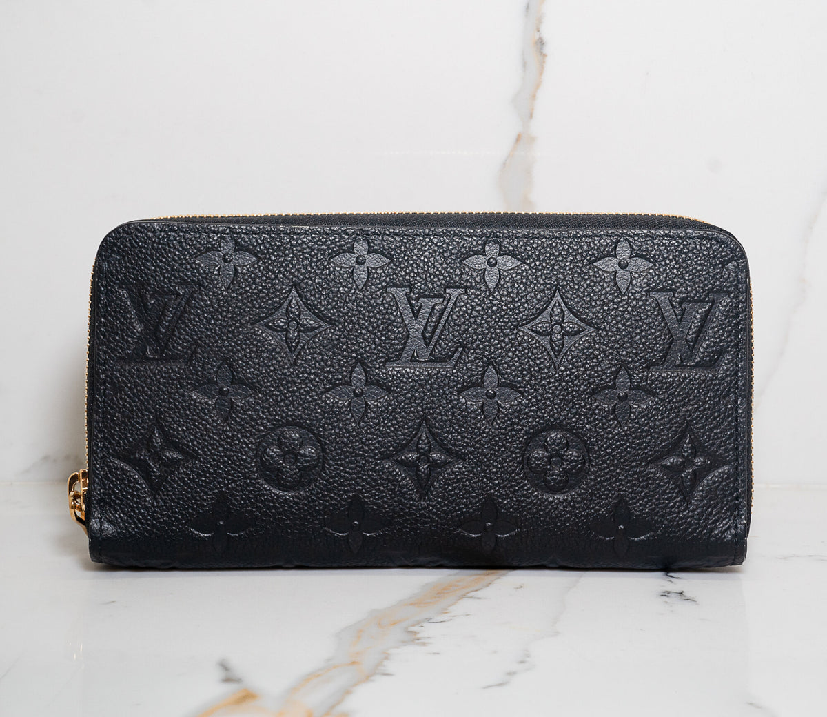 Louis Vuitton Zippy Wallet Black