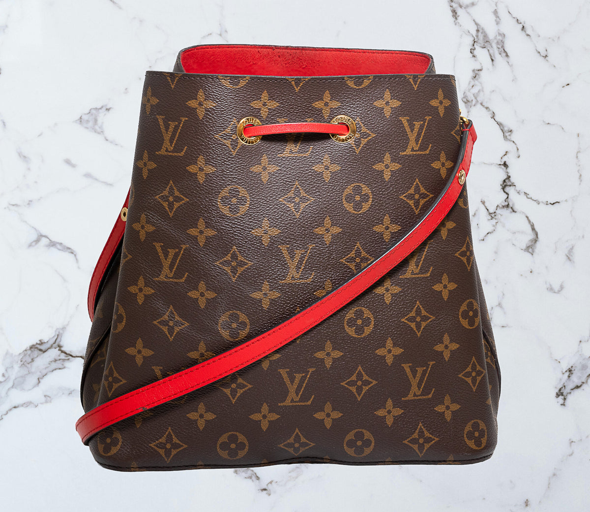 Louis Vuitton NeoNoe MM Monogram Canvas Coquelicot (Red)