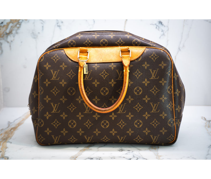 Louis Vuitton Monogram Canvas Deauville