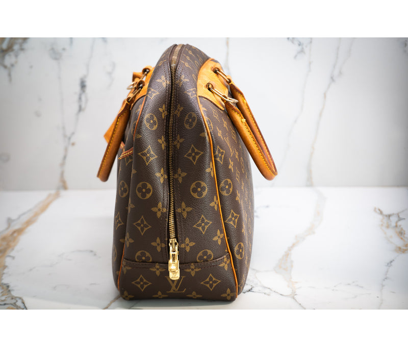 Louis Vuitton Monogram Canvas Deauville