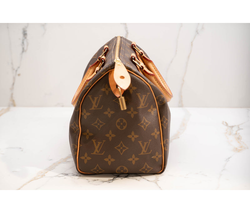 Louis Vuitton Monogram Canvas Speedy 25