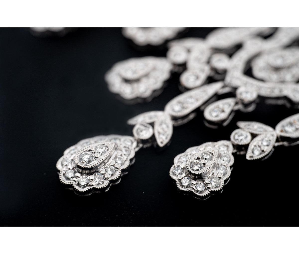 14k White Gold 3.36 Round Brilliant Cut Diamond Chandelier Earrings