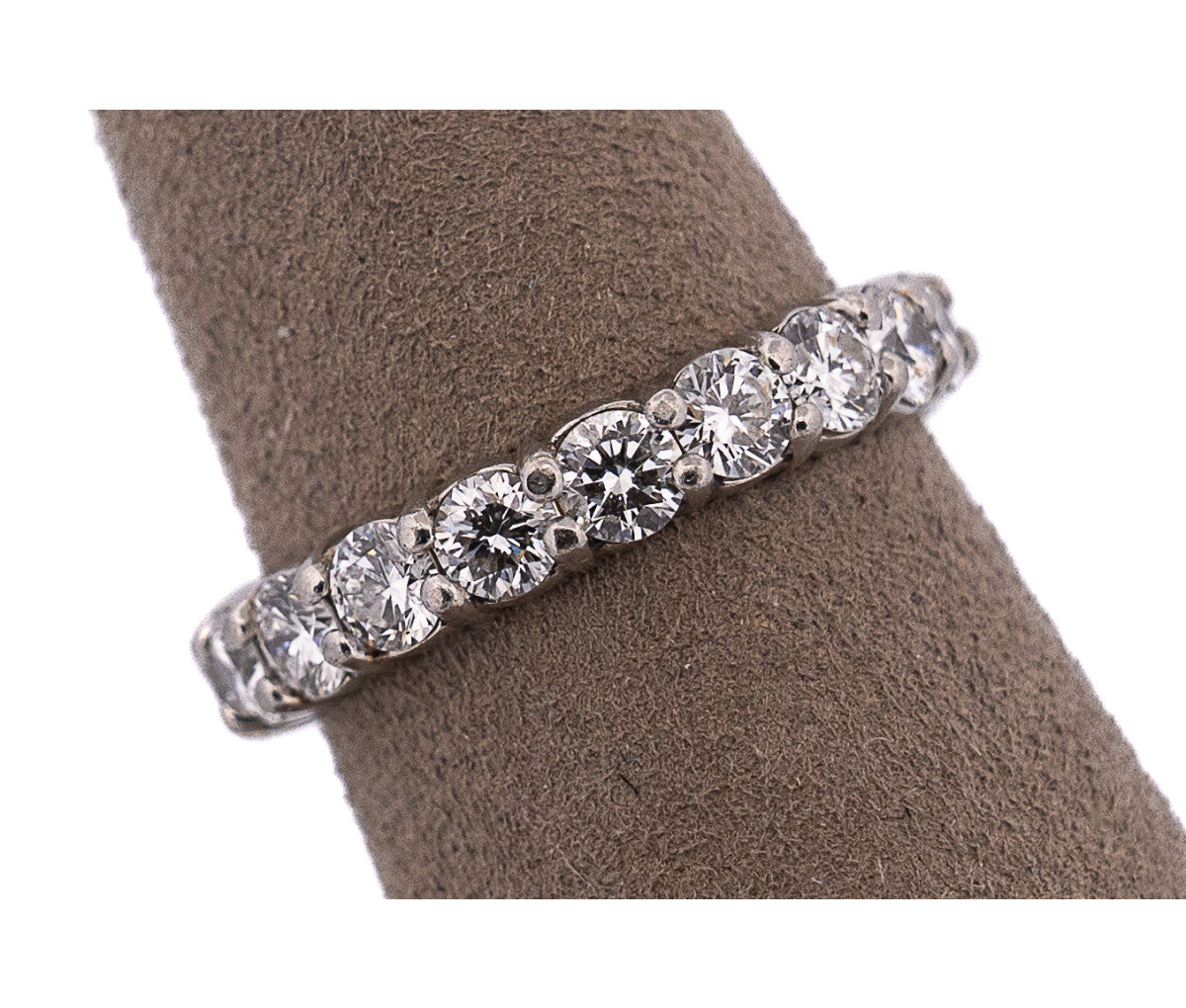 Platinum 2.53 CTW Round Natural Diamond Eternity Band