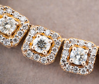 10k 25.72ct Diamond Necklace Weighing 28.4dwt