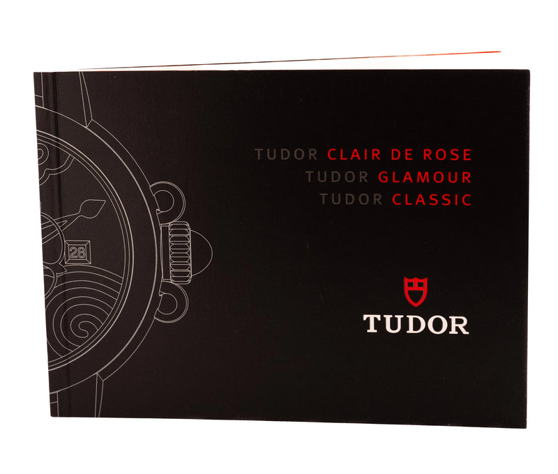 Tudor Glamour Date