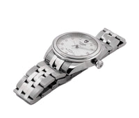 Tudor Glamour Date
