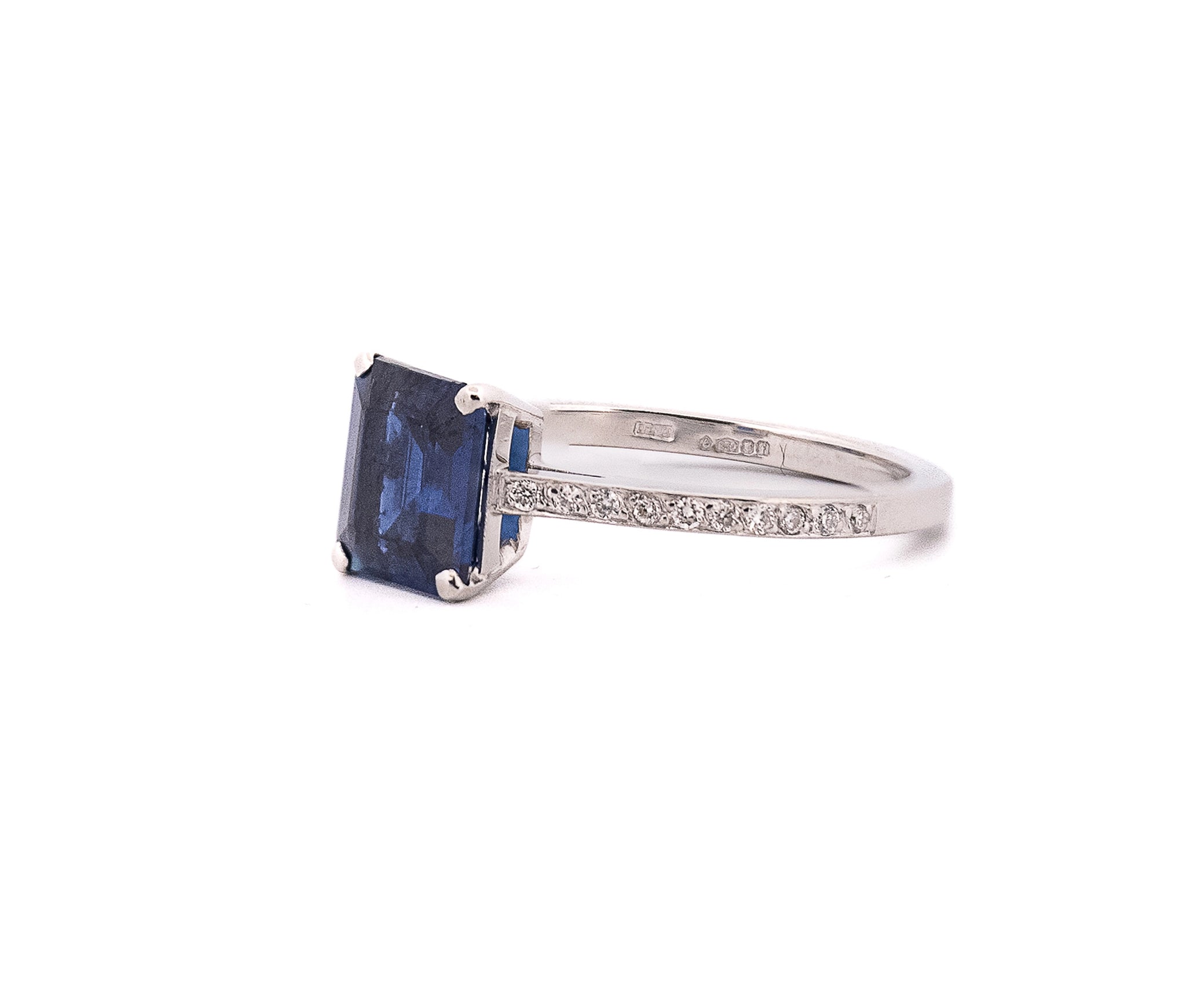Boodles Signed Platinum Sapphire & Diamond Ring