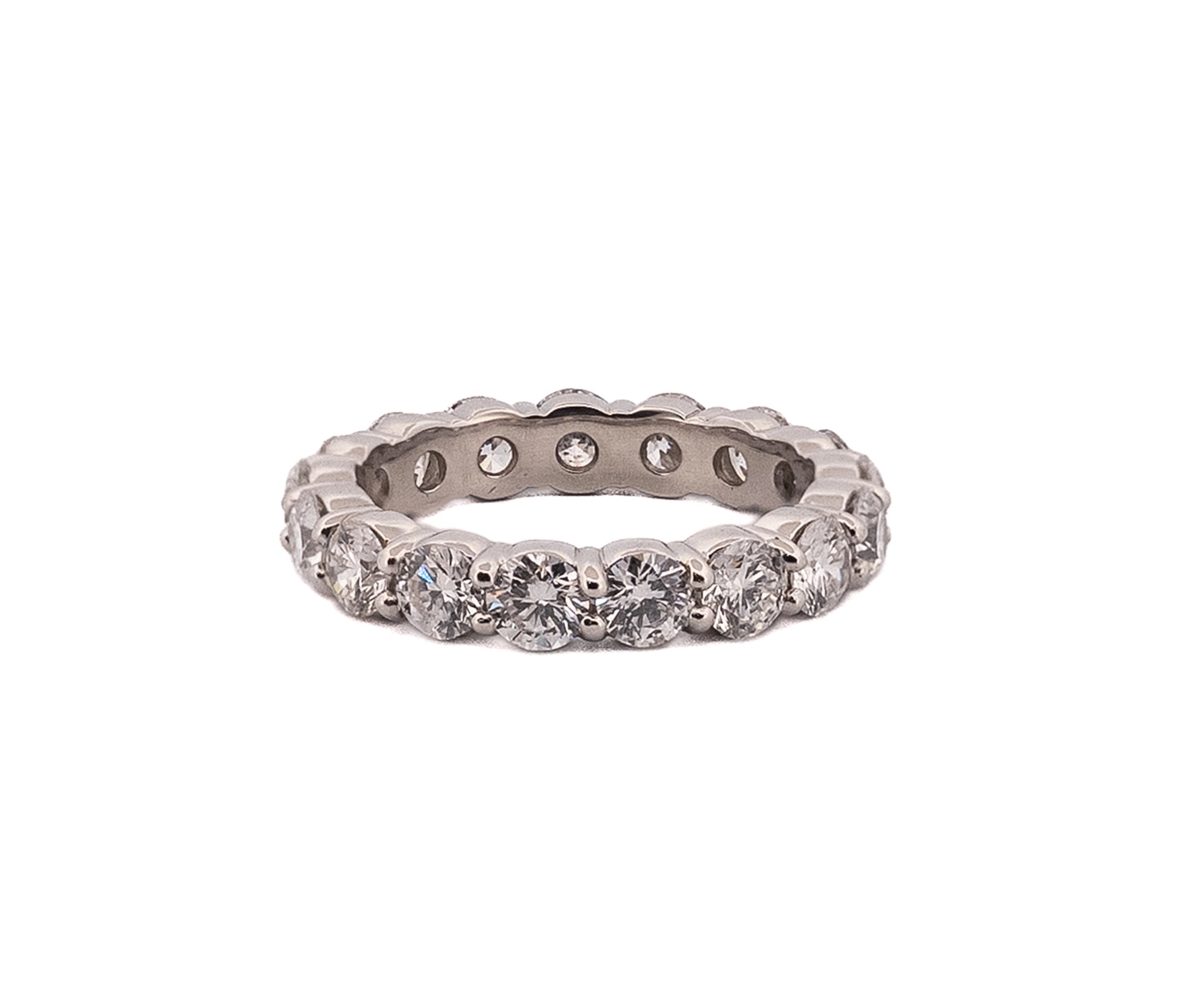 18kt White Gold Diamond Eternity Band