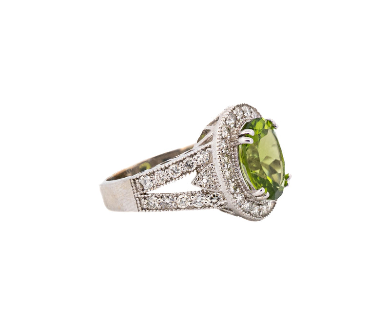 14K White Gold 4.77ct Peridot and Diamond Ring