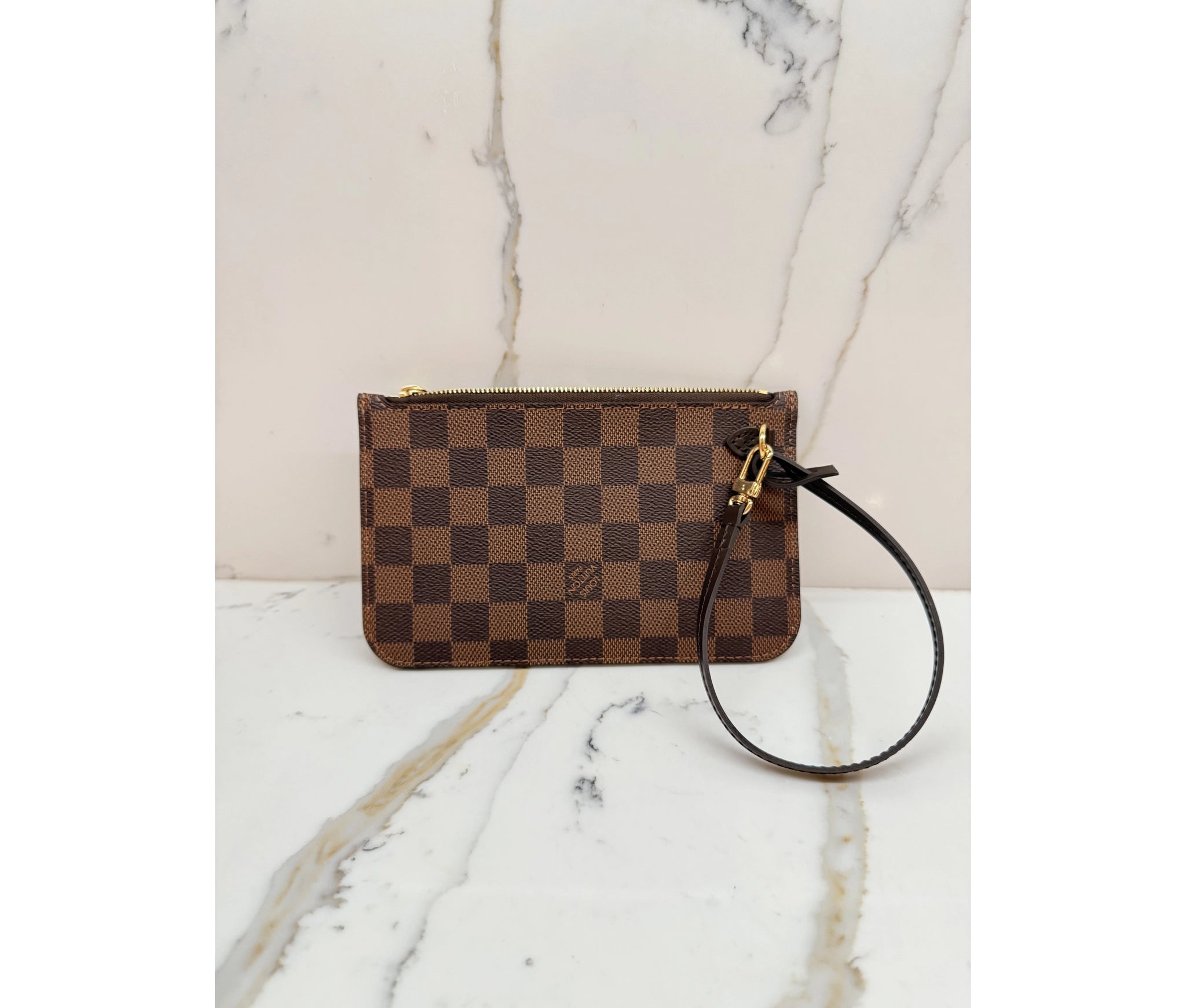 Louis Vuitton Damier Ebene Neverfull PM Pochette
