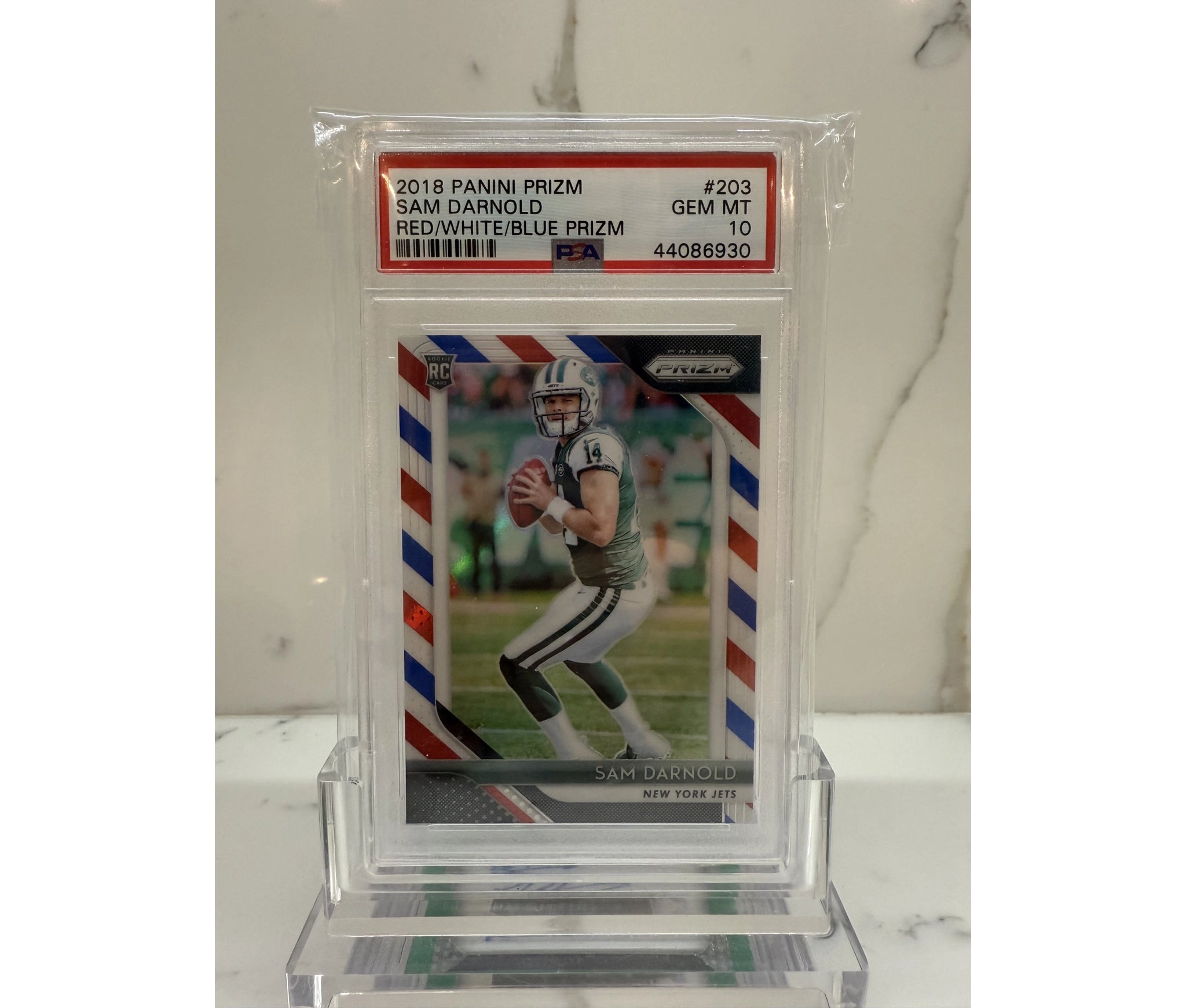 2018 Panini Prizm Sam Darnold Red, White, and Blue Prizm PSA 10