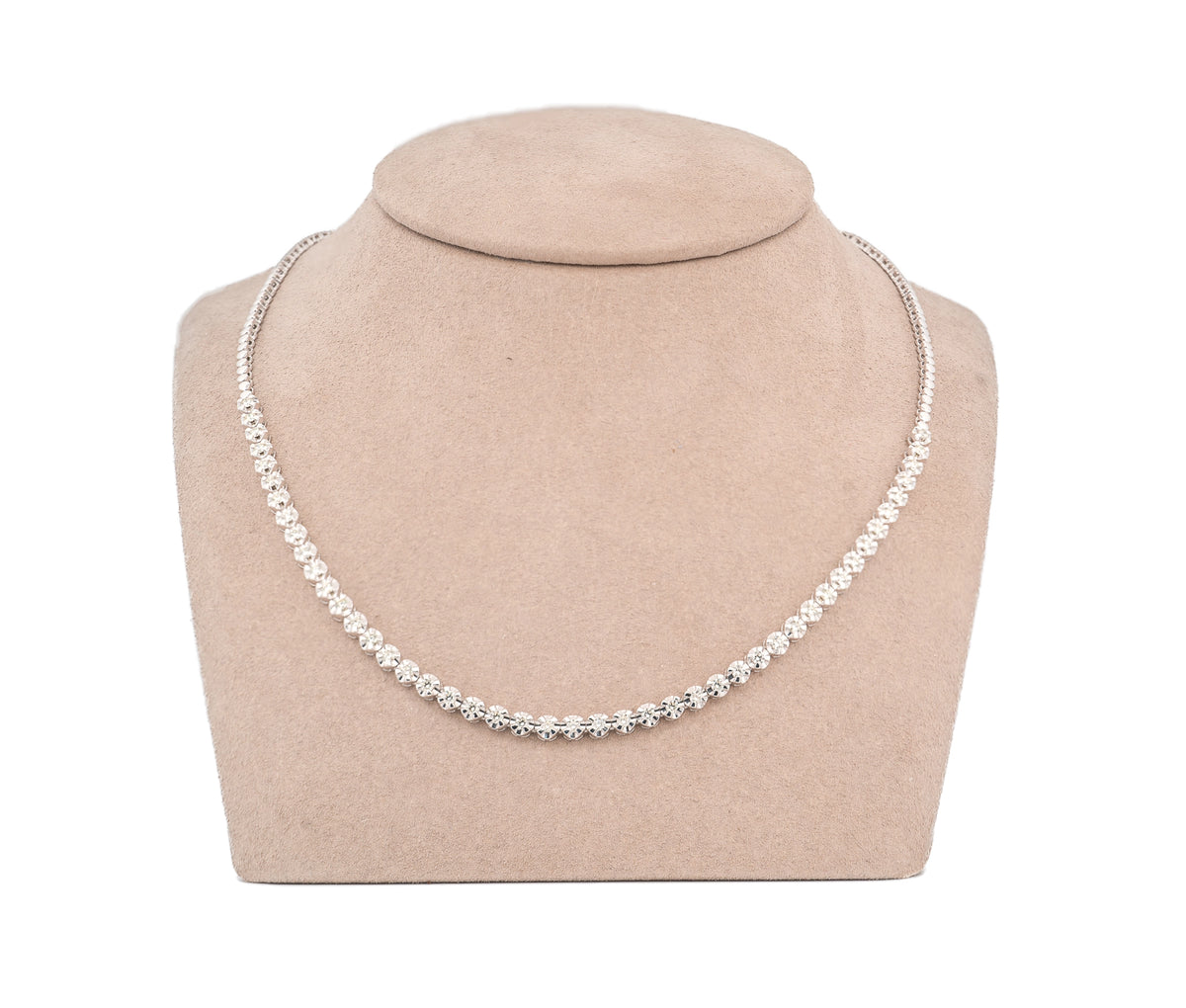 14K White Gold Diamonds Tennis Necklace (1.60 CTW)