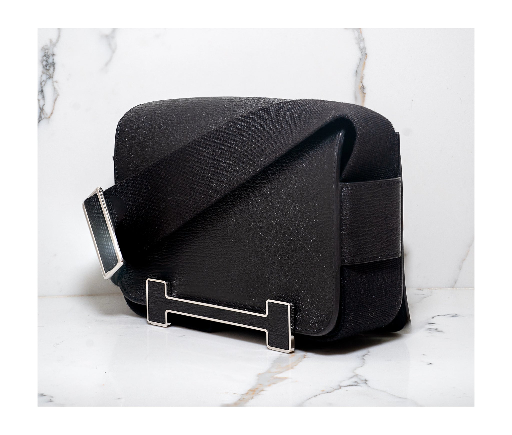 Hermès Geta Bag Black Chevre Mysore Leather Silver Hardware Mini Crossbody