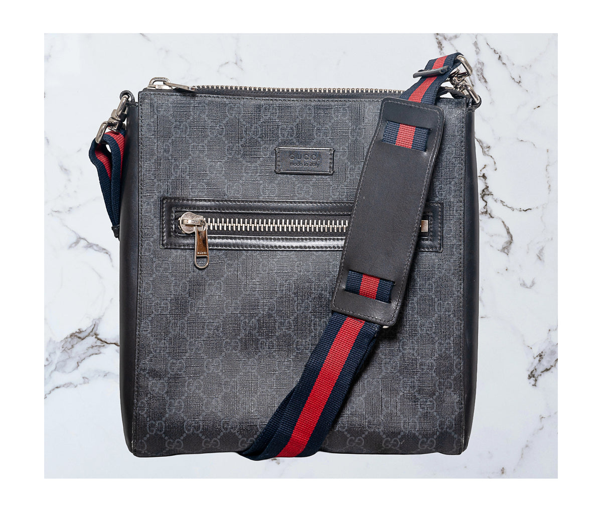 Gucci GG Supreme Messenger Bag